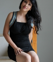 shivani-new-photo-stills-4