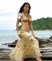 shraddha-arya-latest-hot-photos-13