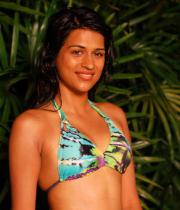 shraddha-das-hot-bikini-pics-05