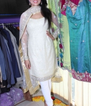 shriya-at-inner-wheel-club-launch-18