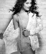 shreya-spicy-stills-11