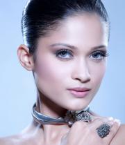 shreya-spicy-stills-7