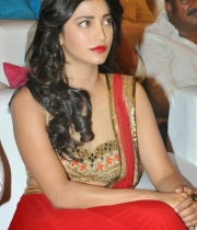 shruti-haasan-hot-pics-pooja-audio-launch-6