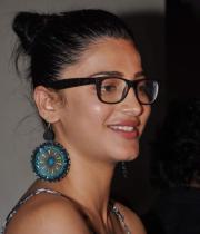 shruthi-haasan-unseen-photos-_4_