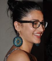 shruthi-haasan-unseen-photos