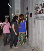 shruthi-hasan-at-ramaiya-vastavaya-sets-07