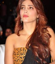 shruti-hassan-in-balupu-audio-function-08