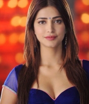 shruti-hassan-leaked-hot-pics-yevadu-6