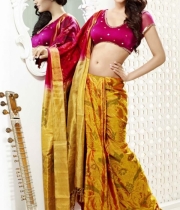 shruti-haasan-new-stylish-photo-gallery-34