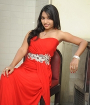 shruti-jha-hot-stills-31