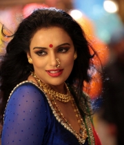 kalimannu-shwetha-menon-hot-stills121381311228