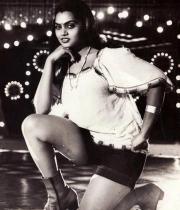 silk-smitha-rare-hot-pics-10