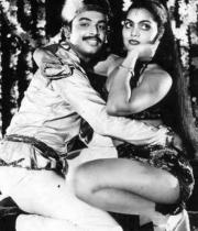 silk-smitha-rare-hot-pics-12