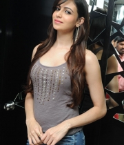 simran-kaur-mundi-photos