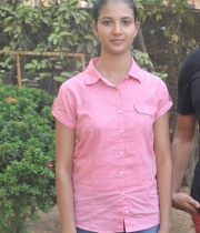 sindhu-reddy-cute-photostills-gallery-8_s_143