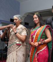 singer-malavika-wedding-photos-08