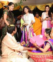 singer-malavika-wedding-photos-12