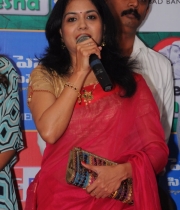 singer-sunitha-at-92-7-big-fm-green-ganesha-launch-13