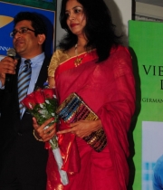 singer-sunitha-at-92-7-big-fm-green-ganesha-launch-3