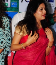 singer-sunitha-at-92-7-big-fm-green-ganesha-launch-4