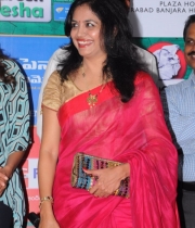 singer-sunitha-at-92-7-big-fm-green-ganesha-launch-5