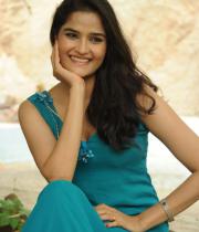 sneha-takur-hot-photos-2