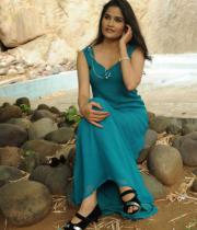 sneha-takur-hot-photos-5