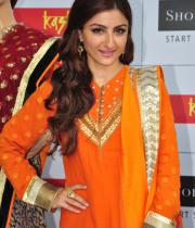 soha-launch-shoppers-stops-salwaar-kameez-kurti-fest-15