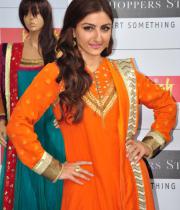 soha-launch-shoppers-stops-salwaar-kameez-kurti-fest-21