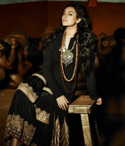 sonakshi-sinha-photoshoot-for-notch-1