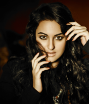 sonakshi-sinha-photoshoot-for-notch-5