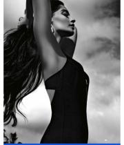 sonam-kapoor-gq-india-august-2013-7