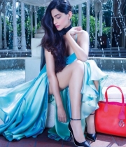 sonam-kapoor-new-hot-photo-shoot-10
