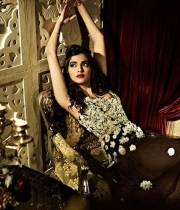 Sonam Kapoor Latest Hot Photoshoot Photos, Sonam Kapoor New Hot Stills Pics
