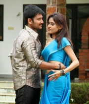 sony-charishta-hot-stills-in-nakaithe-nacchindi-movie-1