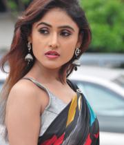 sony-charista-sleeveless-saree-photos-17