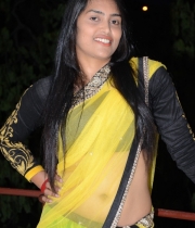 sravanthi-hot-navel-show-sexy-13