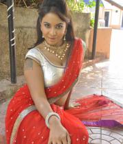 srilekha-hot-stills-in-redsaree-11