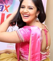 srimukhi-latest-photos_13