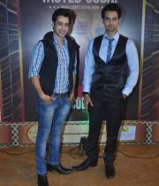 stars-at-boroplus-gold-awards-2013-photos-23