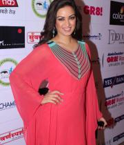 stars-at-gr8-women-awards-2013-11