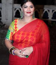 stars-at-hira-manik-awards-2013-12