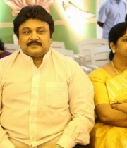 stars-at-ravi-raghavendra-daughter-marriage-photos-23