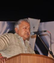 stars-celebrate-rajinikanths-63rd-birthday-29