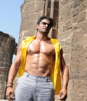 sudheer-babu-six-pack-stills