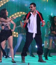 sunny-leone-hot-photos-at-shootout-at-wadala-audio-launch-19