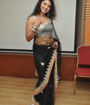swathi-verma-hot-navel-show-stills-04
