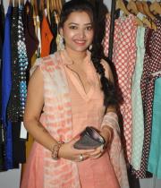 swetha-basu-photos-at-fashion-run-show-17