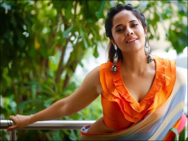 Anchor Anasuya Comments on Nopotism in Telugu Film Industry