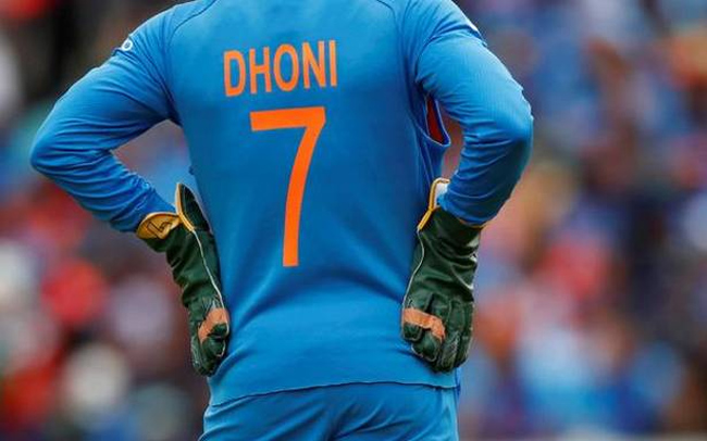 Dinesh Karthik urges BCCI to retire jersey No 7 donned by Dhoni